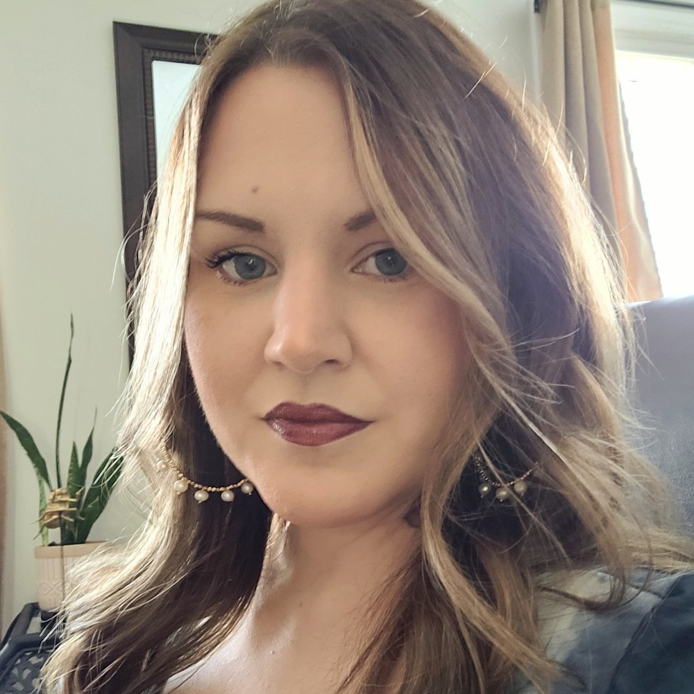 Meet your Posher, Andrea